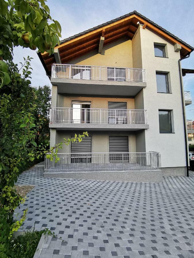 Apartmani Anamaria ไยเซ ภายนอก รูปภาพ